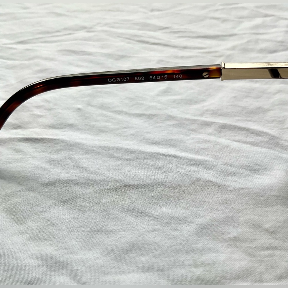 Dolce & Gabbana Brown Tortoise Shell frames with gold accent’s - Picture 5 of 5